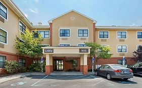 Extended Stay America Suites - Long Island - Bethpage